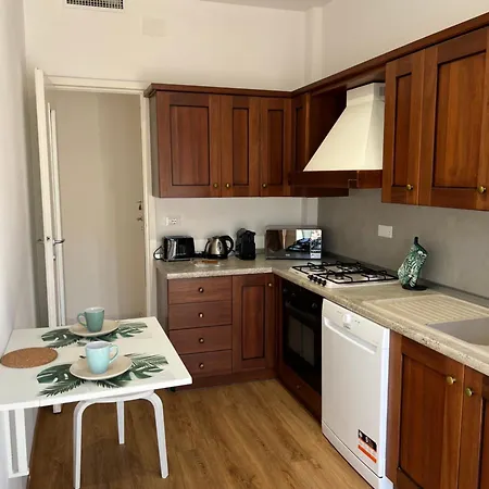 Agapanthus דירה סנרמו